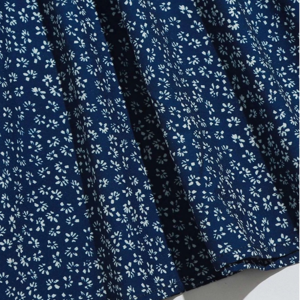 Shein Navy‎ Blue Ditsy Floral Print Cami Dress - Size Small - Picture 4 of 8